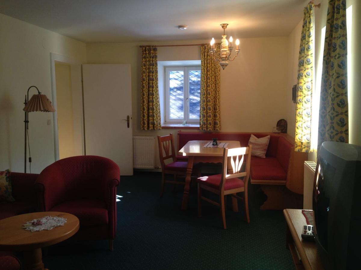 Appartements Im Forsthaus Strobl Exterior foto